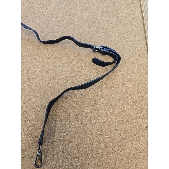 NWOT Poison Apple Snow White Crossbody (B5) - Picture 9 of 9